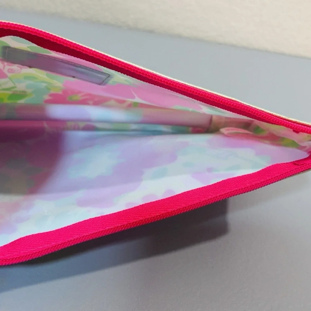 Lilly Pulitzer Green Pink Blue Vinyl Zip Top Cosmetic Case Bag Storage Pretty